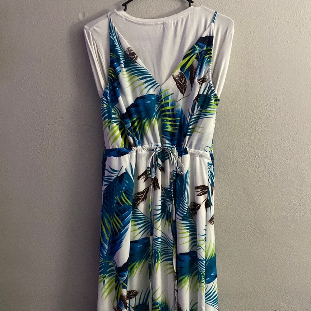 Halter Maxi dress. Size medium only worn once